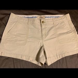 Old Navy khaki shorts